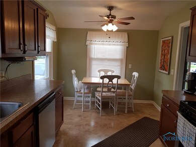 3621 Bellevue Rd, Toledo, OH 43613 - photo 3