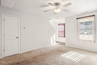 07-918 E Green St Unit A10820240325_0007