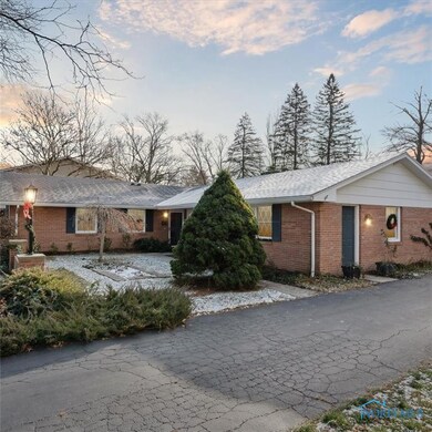 2009 Greendale Ave, Findlay, OH 45840 - photo 5