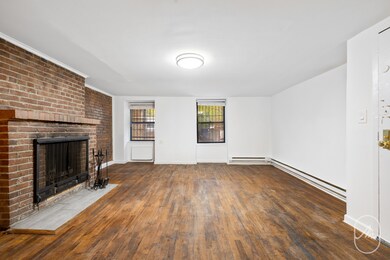 313 W 29th St unit A, New York, NY 10001 - photo 2