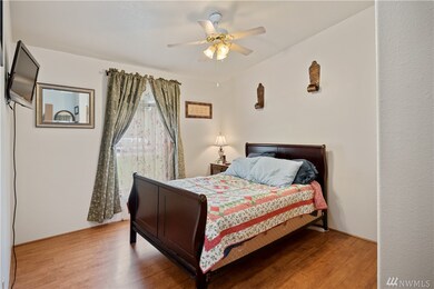 35813 2nd Ave E, Roy, WA 98580 - photo 7