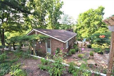 52 Conner Rd, Candler, NC 28715 - photo 3