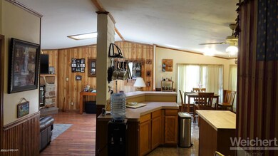 173 Hemlock