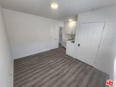 383 Harvey Dr unit A, Glendale, CA 91206 - photo 4