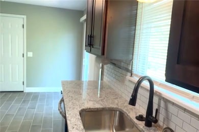 907 N 14th St, Rogers, AR 72756 - photo 2