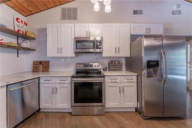 3568 Lake Dr SE, Smyrna, GA 30082 - photo 5