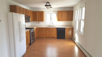 656 Putnam Pike, Greenville, RI 02828 - photo 4