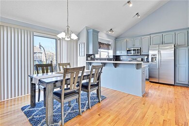 20844 S Skyview Ln, Spring Hill, KS 66083 - photo 7