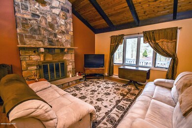 240 Aspen Rd, Pocono Pines, PA 18350 - photo 5