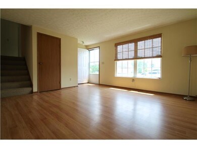 707 Cherrymonte Dr, Columbus, OH 43228 - photo 4