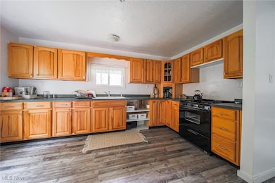 15265 Elton St SW, Navarre, OH 44662 - photo 2