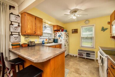 2317 61st St, Des Moines, IA 50322 - photo 6