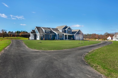 10 Acadia Dr, Hudson, NH 03051 - photo 2