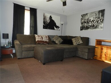 802 Mckinley Ave, Vandergrift, PA 15690 - photo 6