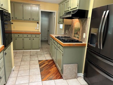 631 Lawrence Cir, Haughton, LA 71037 - photo 3