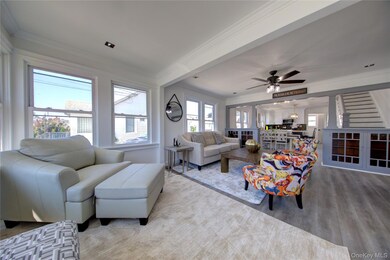 16 Roosevelt Ave unit 14, Hicksville, NY 11801 - photo 2