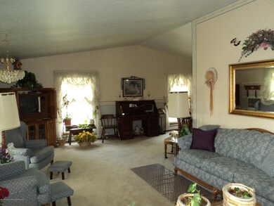 344 Riverview 011