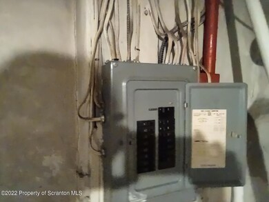 410 High St, Archbald, PA 18403 - photo 4