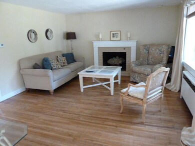 258 Phinneys Ln, Centerville, MA 02632 - photo 4