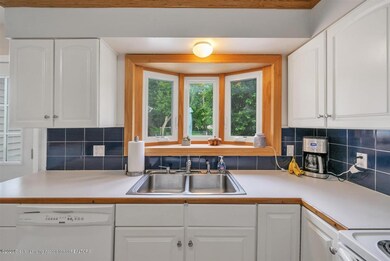 05-2601-Byrnes-Rd-WindowStill-Real-