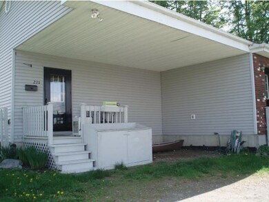 233 Prospect St, Newport, VT 05855 - photo 3