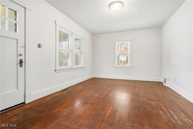 12 Bouquet Ave, Youngstown, OH 44509 - photo 4