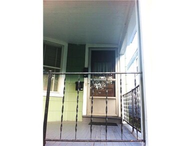 Exterior Front Entry to lower unit