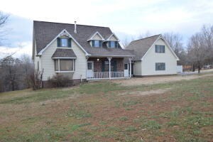 185 Meadow Lark Dr, Harrison, AR 72601 - photo 2