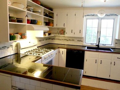 28 Napoleon St, Warren, RI 02885 - photo 3