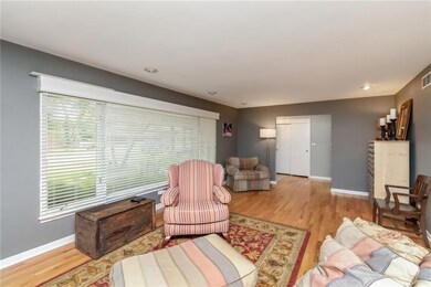 1724 Plaza Cir, Windsor Heights, IA 50324 - photo 3