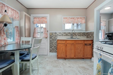 85 Overocker Rd, Poughkeepsie, NY 12603 - photo 6