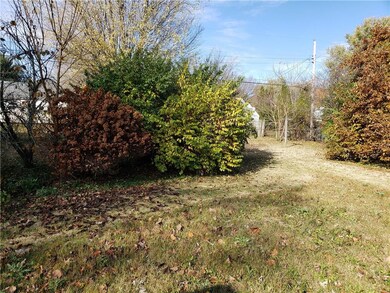 2021 Drexel Dr, Anderson, IN 46011 - photo 4