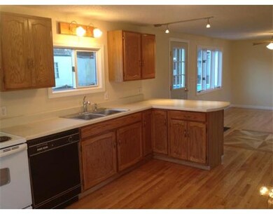 66 Mountain View unit 66, Palmer, MA 01080 - photo 5