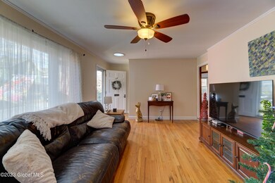7-17 Chestnut St