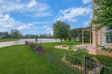 28726 Hidden Lake W, Magnolia, TX 77354 - photo 3