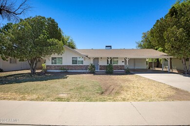 1123 E 6th Pl-4