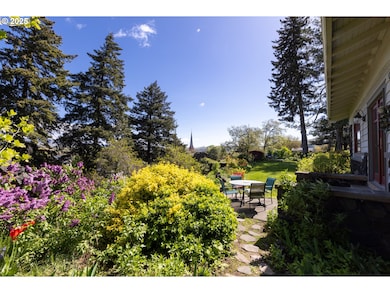 600 Garrison St, the Dalles, OR 97058 - photo 3