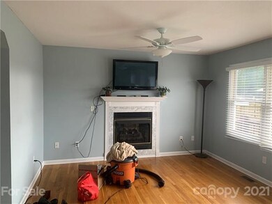 8 Golden Ln, Leicester, NC 28748 - photo 5