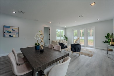 53 W 10th St, Apopka, FL 32703 - photo 3