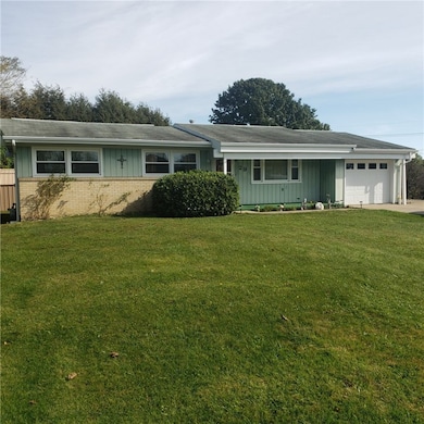 29 Shady Dr, Indiana, PA 15701 - photo 2