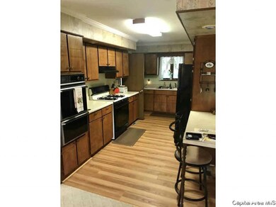 1397 Headen Rd, Jacksonville, IL 62650 - photo 5