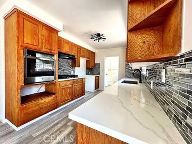 4874 Excelente Dr, Woodland Hills, CA 91364 - photo 3