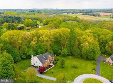 494 Crusader Dr, Sykesville, MD 21784 - photo 3