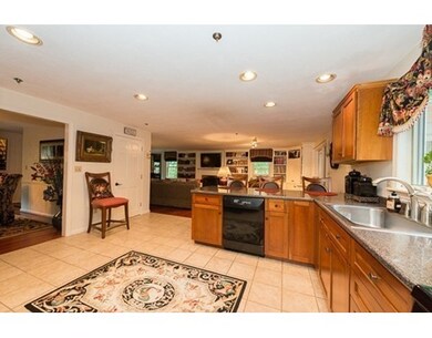 9 Gates Farm Cir, Haverhill, MA 01832 - photo 7