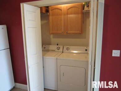 2413 W 54th St unit 10, Davenport, IA 52806 - photo 7