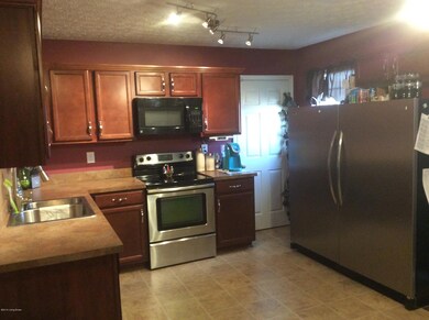134 Gentry Ln, Mount Washington, KY 40047 - photo 5