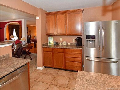 185 Boiling Brook Dr, Statesville, NC 28625 - photo 2