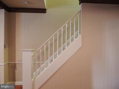 322 W 5th St, Lansdale, PA 19446 - photo 5