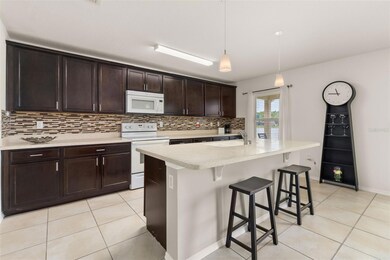 4724 Ruby Red Ln, Kissimmee, FL 34746 - photo 7