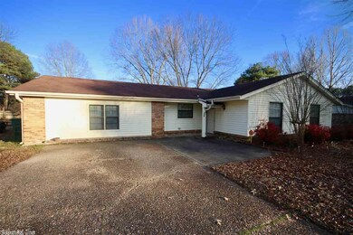 308 Fairway Dr, Conway, AR 72034 - photo 2